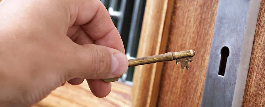 Central Locksmith Store Longmont, CO 720-808-5465 - lockout-service-01